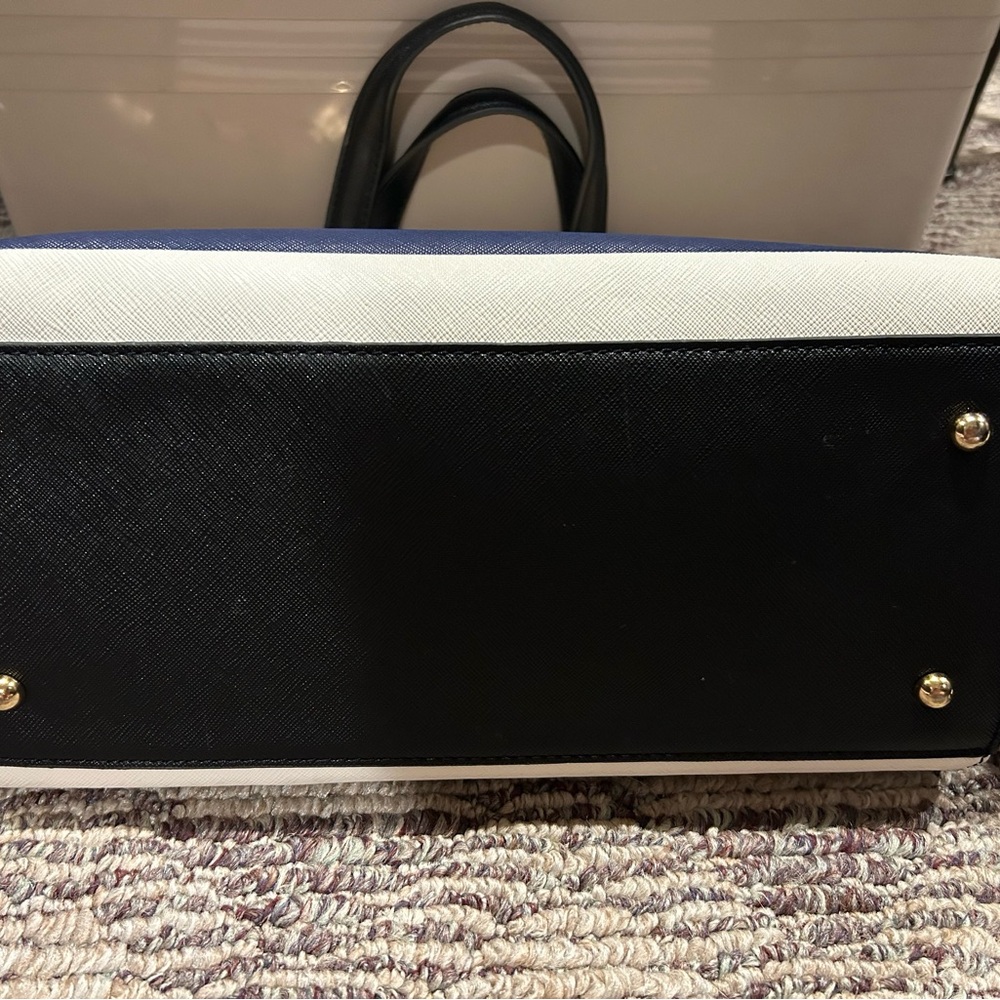 MKF Collection Handbag‎ - Picture 4 of 4